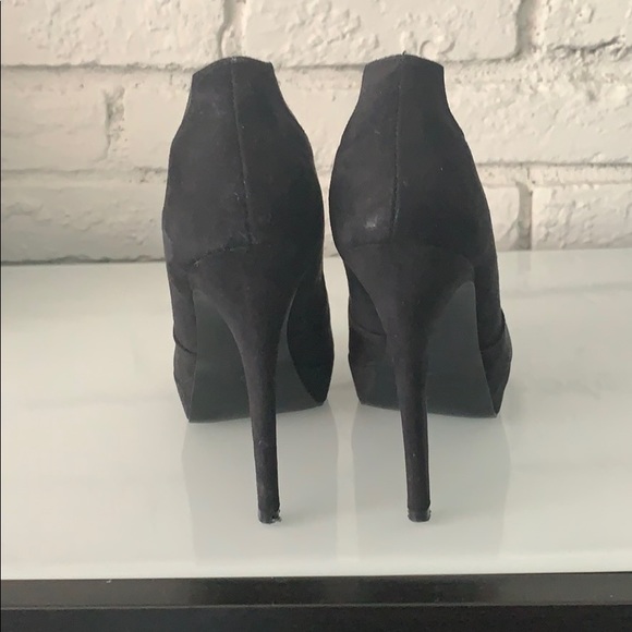 Guess Ortena Black Suede Ankle high heel boots 6M - Picture 4 of 5